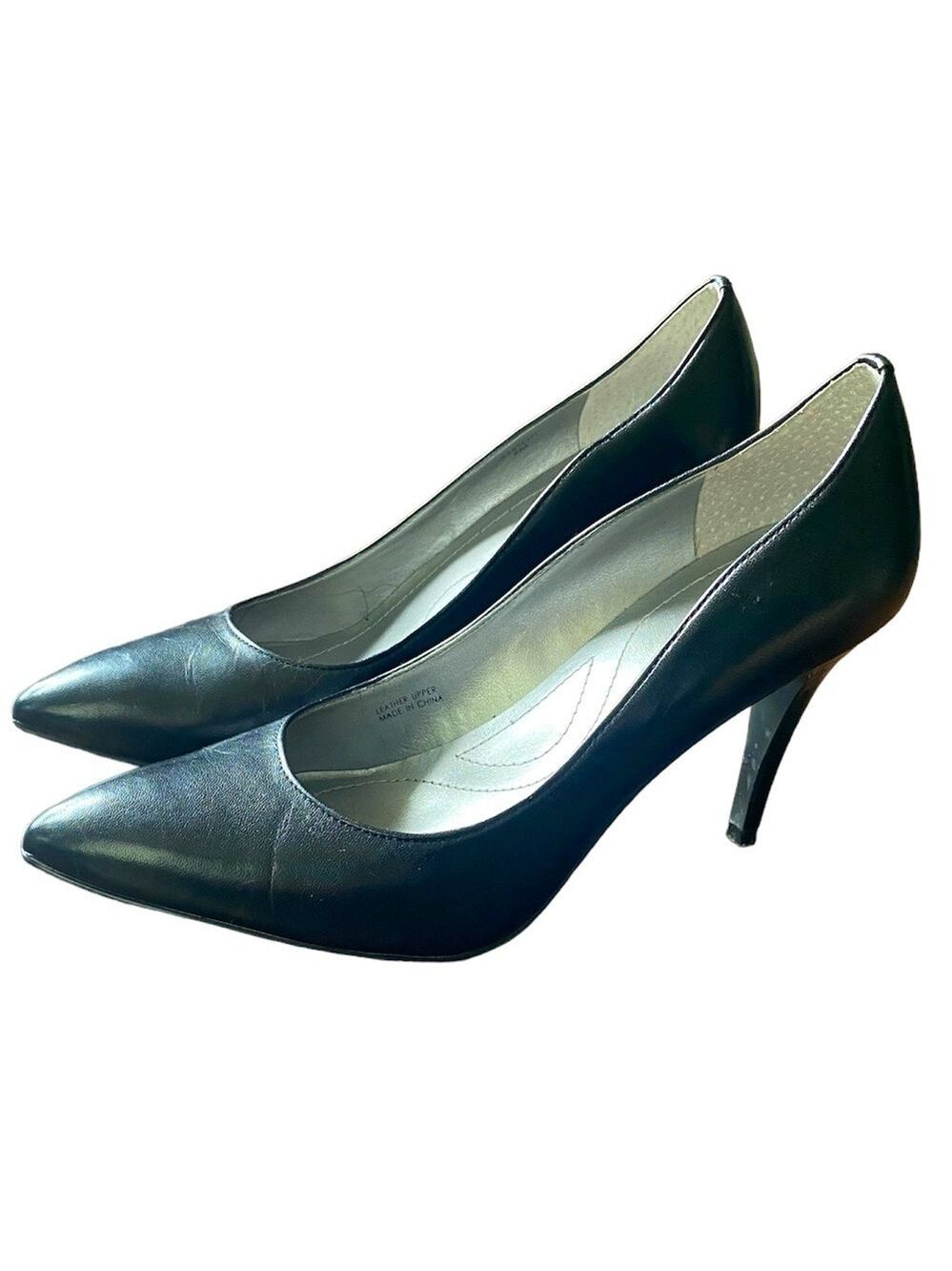 Tahari Alston Black Pumps Size 6